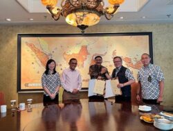 Bupati Pessel dan Putera Sampoerna Foundation Tandatangani MoU