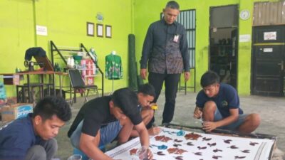 Warga Binaan Lapas Narkoba Sawahlunto Diberi Keterampilan 