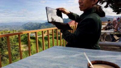 Nagari Pariangan dan Wisatawan Malaysia