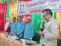 Pertama di Sumbar,  Kacabdin Wilayah IV Syafruddin Kukuhkan 20 Pengurus Forum Komite Sekolah Tanah Datar.