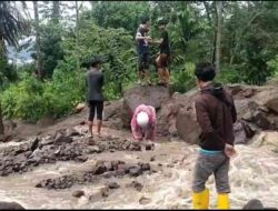 Hujan Lebat Sejumlah Lokasi di Agam Alami Bencana Banjir dan Longsor