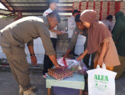 Warga Antusias Padati Gerakan Pangan Murah