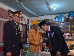 Walikota Zulmaeta Berkunjung ke Rumah Seorang Veteran