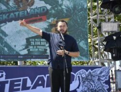 Fadly Amran Lakukan Revitalisasi Pantai Padang dan Pasar Raya