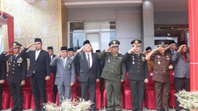 Upacara Peringatan Hari Pahlawan dan Hari Kesehatan Nasional 2025 Digelar Serentak di Dharmasraya