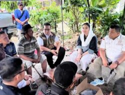 Bupati Annisa Tinjau Pos Relawan Dharmasraya di Padang