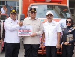 Apkasi Serahkan Bantuan pada Daerah Terdampak Bencana 