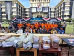 Polda Sumbar Musnahkan 121 Kg Lebih Ganja