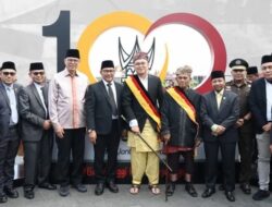 Walikota Ramlan Launching Name Sign Satu Abad Jam Gadang