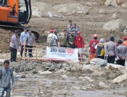 Jembatan Darurat Semen Padang Peduli di Salareh Aia Direspons Positif Warga dan Pemerintah