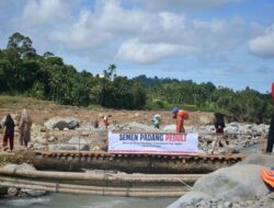 Win Bernadino: Jembatan Darurat Semen Padang Bantu Percepat Pemulihan Warga Salareh Aia