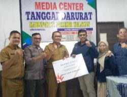 PT Telkom Wilayah Sumbar – Jambi Salurkan Bantuan Bagi Korban Bencana di Pessel