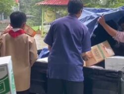 SDIT Sawahlunto Antar Langsung Bantuan Bencana Alam ke Agam