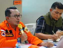 Rapat Evaluasi bersama Sestama BNPB, Bupati Tanah Datar Sampaikan Kebutuhan Mendesak Pengungsi