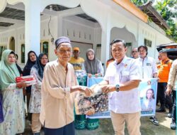 Tidar Peduli Serahkan Bantuan Perlengkapan Ibadah di Kota Pariaman