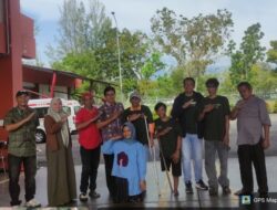 Dinas Sosial Kabupaten Agam Fasilitasi Penyerahan dan Pemasangan Kaki Palsu bagi Masyarakat