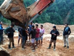 Polres Sijunjung Tujuh Pelaku PETI, Dua Alber Disita