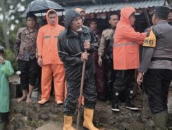 Gubernur Tinjau Lokasi Terdampak Banjir Bandang Susulan di Nagari Maninjau
