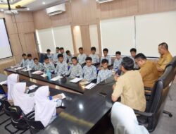 Pelajar SMP NIBIIS Pariaman Belajar tentang Bijak Bermedia Sosial ke Dinas Kominfo