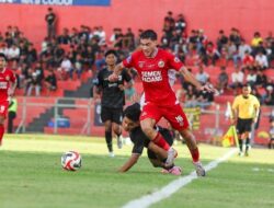 Semen Padang FC Tutup Putaran Pertama Super League dengan Kekalahan 2-3