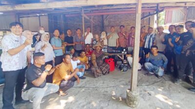 15 Nelayan di Pariaman Utara Terima Bantuan Mesin Tempel