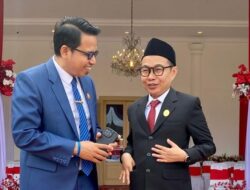 Gantikan Musfi Yendra, Idham Fadhli Jabat Ketua Komisi Informasi Sumbar