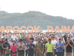 Peringati HPSN, Sampah di Pantai Carocok Dibersihkan
