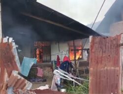 Empat Petak Bangunan di Andalas Ludes Terbakar, Kerugian Ditaksir Rp1 Miliar