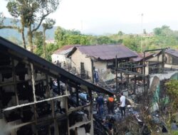 4 Rumah di Sungai Andok Padang Panjang Terbakar, Lima KK Kehilangan Tempat Tinggal