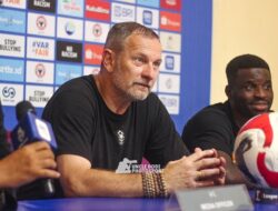 Buntut Hasil Mengecewakan, Semen Padang FC Resmi Pecat Dejan Antonic