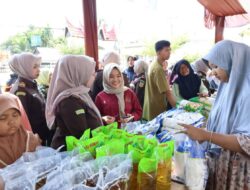 Kejari Pariaman Gelar Pasar Murah Ramadhan