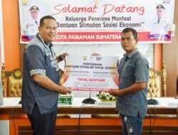 Kabar Baik untuk Korban Banjir! 15 Keluarga di Pariaman Terima Bantuan Pemulihan Ekonomi