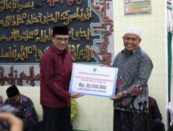 TSR Pemprov Sumbar Kunjungi Masjid Nurul Huda Pariaman, Salurkan Bantuan dan Perkuat Silaturahmi