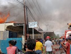 Rumah Milik Bidan di Ampang Kualo Kota Solok Hangus Terbakar