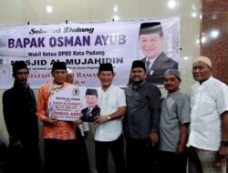 Safari Ramadhan 2026, Wakil Ketua DPRD Padang Osman Ayub Salurkan Hibah Rp25 Juta di Kurao Pagang