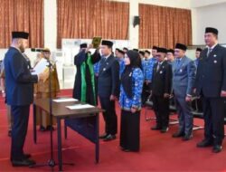 Walikota Padang Lantik Empat Pejabat Tinggi Pratama