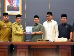 Wawako Maigus Nasir Sampaikan LKPJ Wali Kota Padang 2025, Muharlion Soroti Capaian Program Unggulan