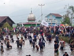 Tradisi Mandee Bada Nagari Magek, Meriah dan Mengasyikkan