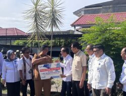 HUT ke-64, Bank Nagari Serahkan Bantuan 1.700 Paket Sembako