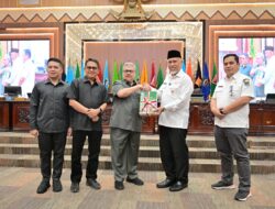 Hadiri Paripurna DPRD Sumbar, Gubernur Mahyeldi Tekankan Sinergi Legislatif dan Eksekutif Dalam Menyikapi Tantangan Pembangunan