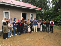 Sinergi Forum Nagari Koto Lua dan KAN Limau Manis dalam Program Bedah Rumah PT Semen Padang