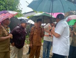Jembatan dalam Pembangunan, Wabup Risnaldi Luruskan Isu Siswa Bertaruh Nyawa Seberangi Batang Lumpo