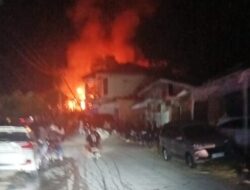 Rumah Warga Santur Hangus Terbakar dalam Sekejap