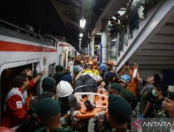 Tujuh Orang Meninggal Dunia Akibat Kecelakaan Kereta Api di Bekasi