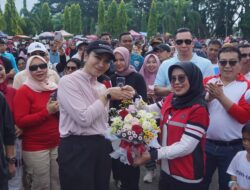 Ribuan Warga Dharmasraya Rayakan HUT Bupati Annisa ke-36