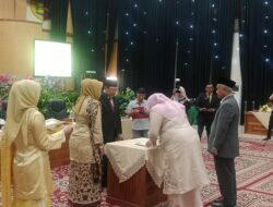 Dr. Rica Mega Sari Jabat Rektor Baru UMMY