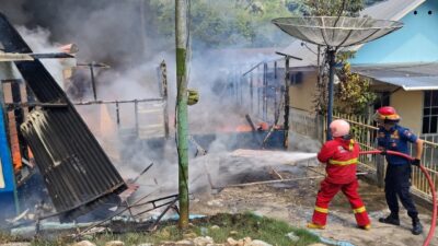 Satu Unit Rumah di Seberang Padang Terbakar, Kerugian Ditaksir Rp500 Juta