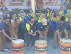 Diikuti Pelajar SMP, Bupati JKA Buka O2SN dan FLS3N