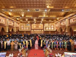 UPI YPTUPI YPTK Wisuda 1.408 Lulusan, Tegaskan Peran Kampus dalam Membangun Generasi Unggul dan Berdampak
