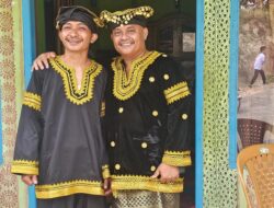 Ketua PWI Sijunjung Husnal Petra Sandang Gelar Adat Rajo Bilang